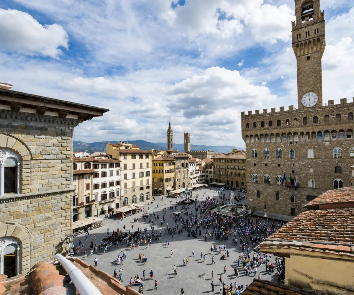 In the historic center of Florence, Piazza della Signoria stands as one of Italy’s most impressive public squares and a place where centuries of art, politics, and daily life come together.