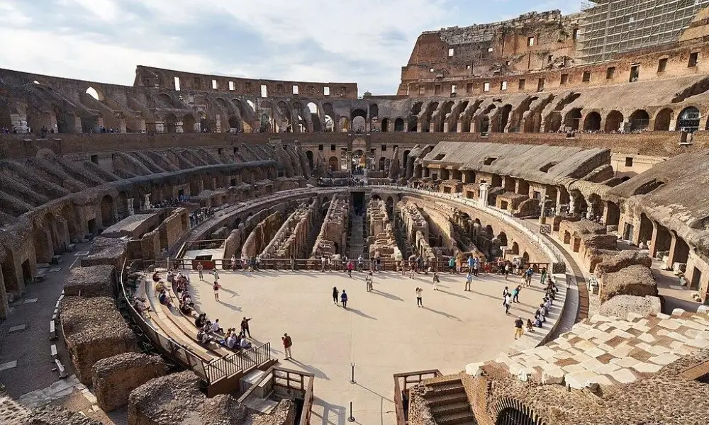 Rising above the streets of the Eternal City, this enormous ancient amphitheater is a powerful reminder of the Roman Empire’s ambition, engineering, and dramatic public life.